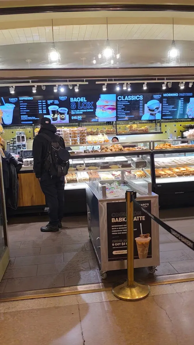 Zaro's Family Bakery (Grand Central) — photo 2