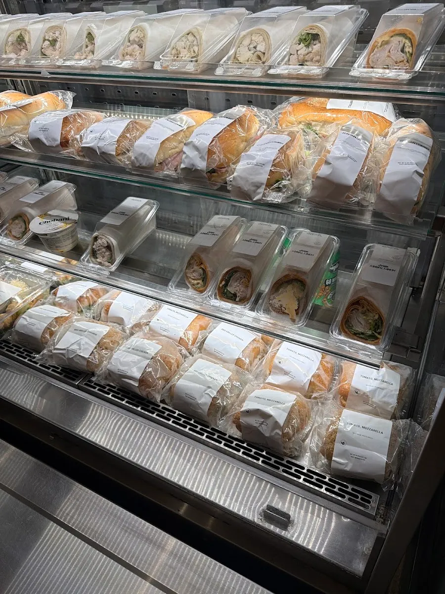 Zaro's Family Bakery (Grand Central) — photo 3