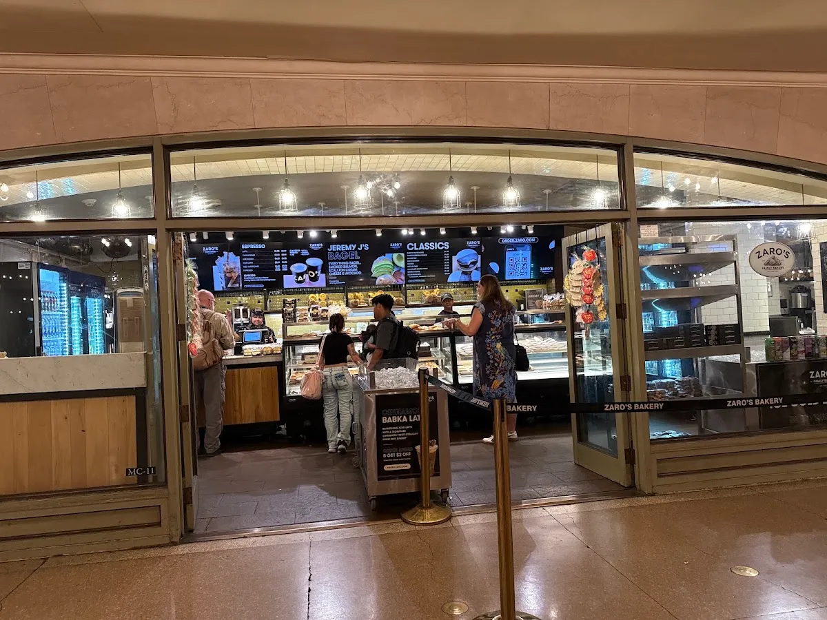 Zaro's Family Bakery (Grand Central) — photo 5