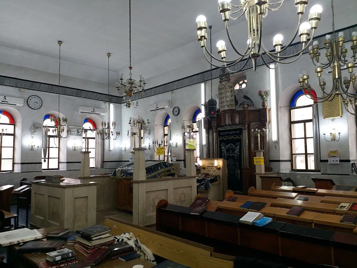 Zichron Moshe Shtieblach — foto 5