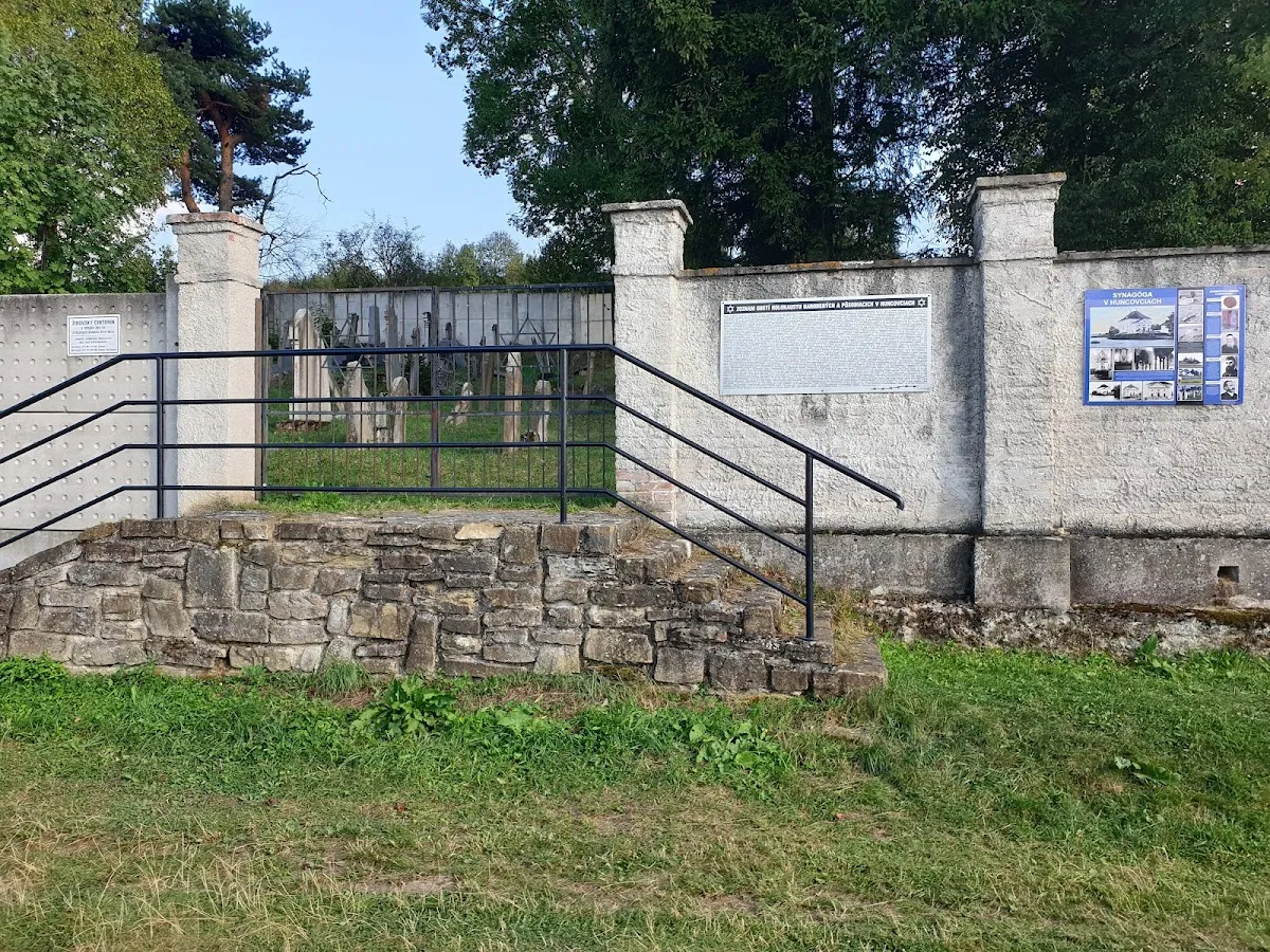 Židovský cintorín Huncovce — foto 3