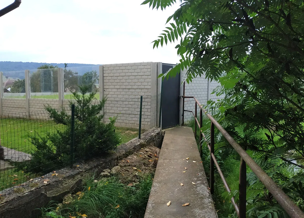 Židovský cintorín Kurima — foto 8