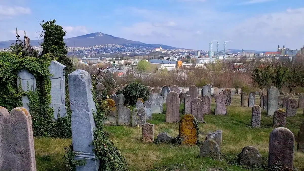 Židovský cintorín Nitra — foto 2