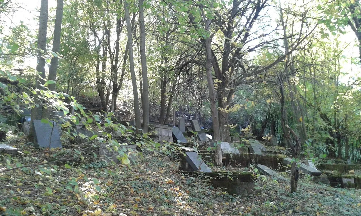 Židovský cintorín Radvaň — foto 3