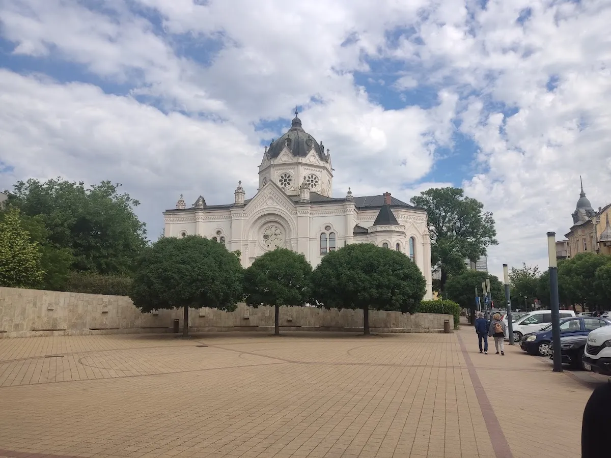 Zsinagóga de Szolnok — photo 7