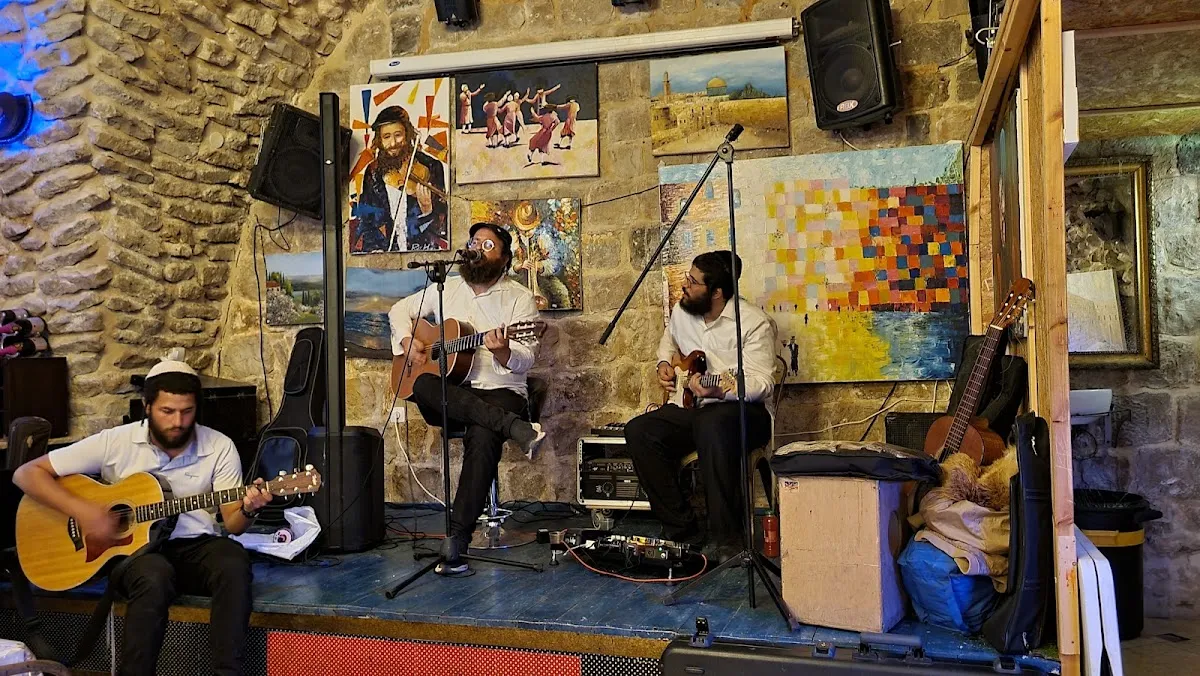 Zusha Bar — foto 7