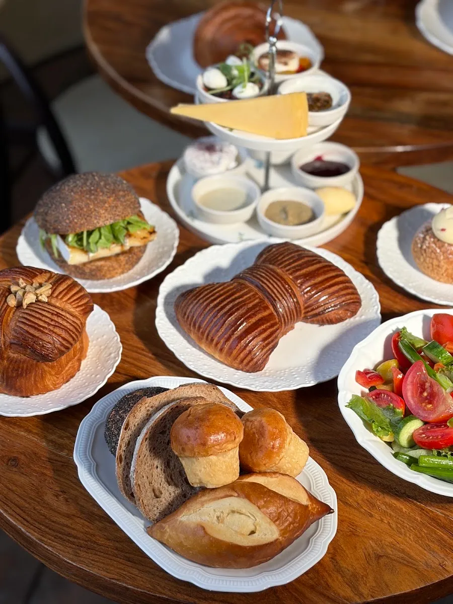 Zuza Patisserie — foto 2
